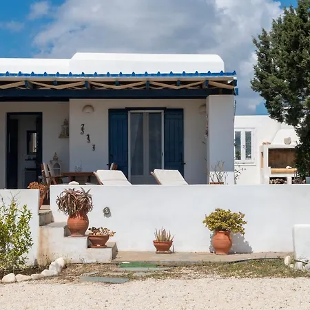 Cycladic In Paros בית נופש Alikí