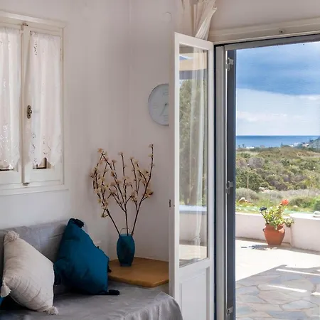 בית נופש Cycladic In Paros Alikí