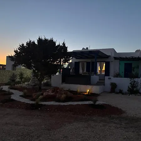 Cycladic In * Páros